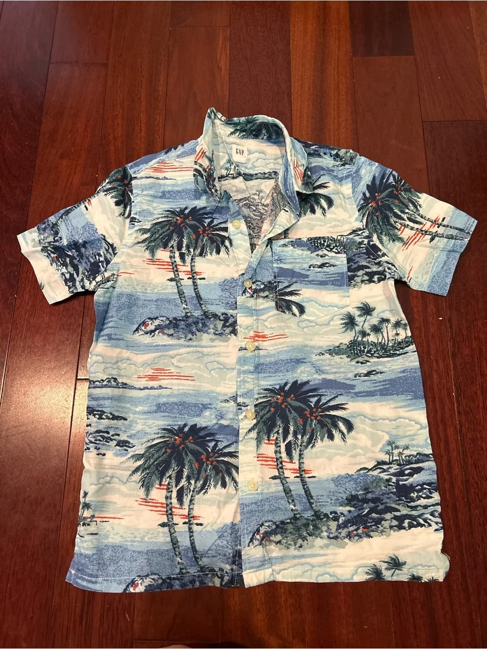 GAP Boys Blue & White Palm Print Short-Sleeve Button-Down Camp Shirt Hawaiian